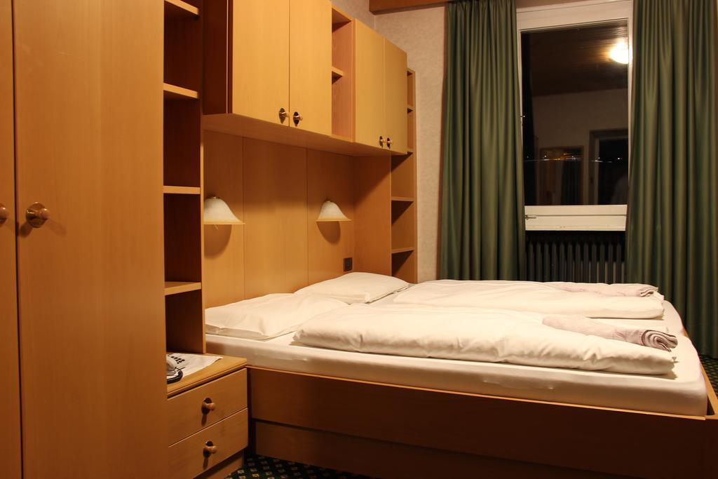 Hotel Villa Emilia Ortisei Exteriör bild