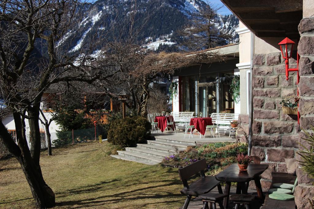 Hotel Villa Emilia Ortisei Exteriör bild