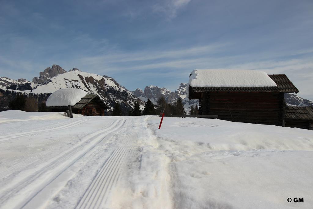Hotel Villa Emilia Ortisei Exteriör bild